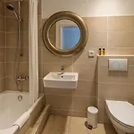 Am 3*