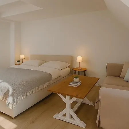 Am Hotel Glücksburg