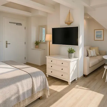 Am Hotel Glücksburg