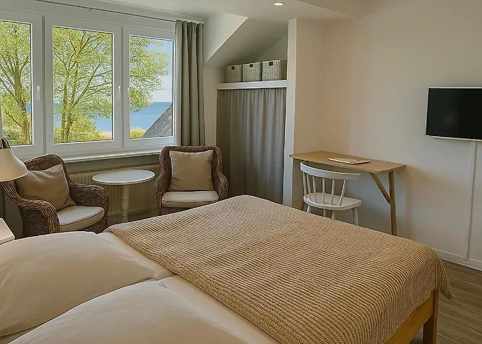 Am Hotel Glücksburg