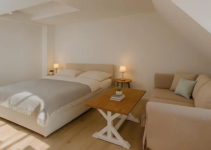 Am Hotel Glücksburg